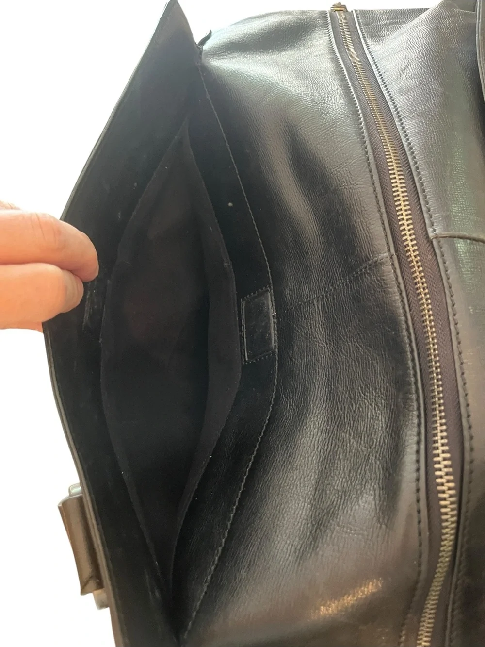 Vintage Fossil Brand Black Leather Weekender Duffel Bag